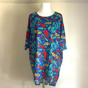 🆕NWT LuLaRoe Irma Tunic Asymmetrical Top